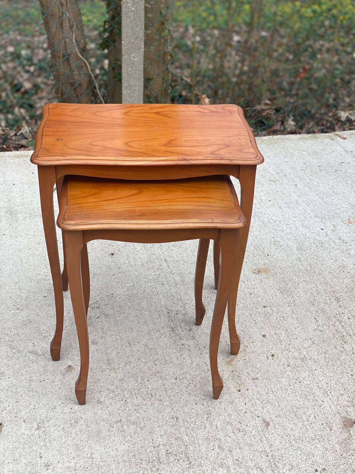 2 Louis XV solid wood nesting tables