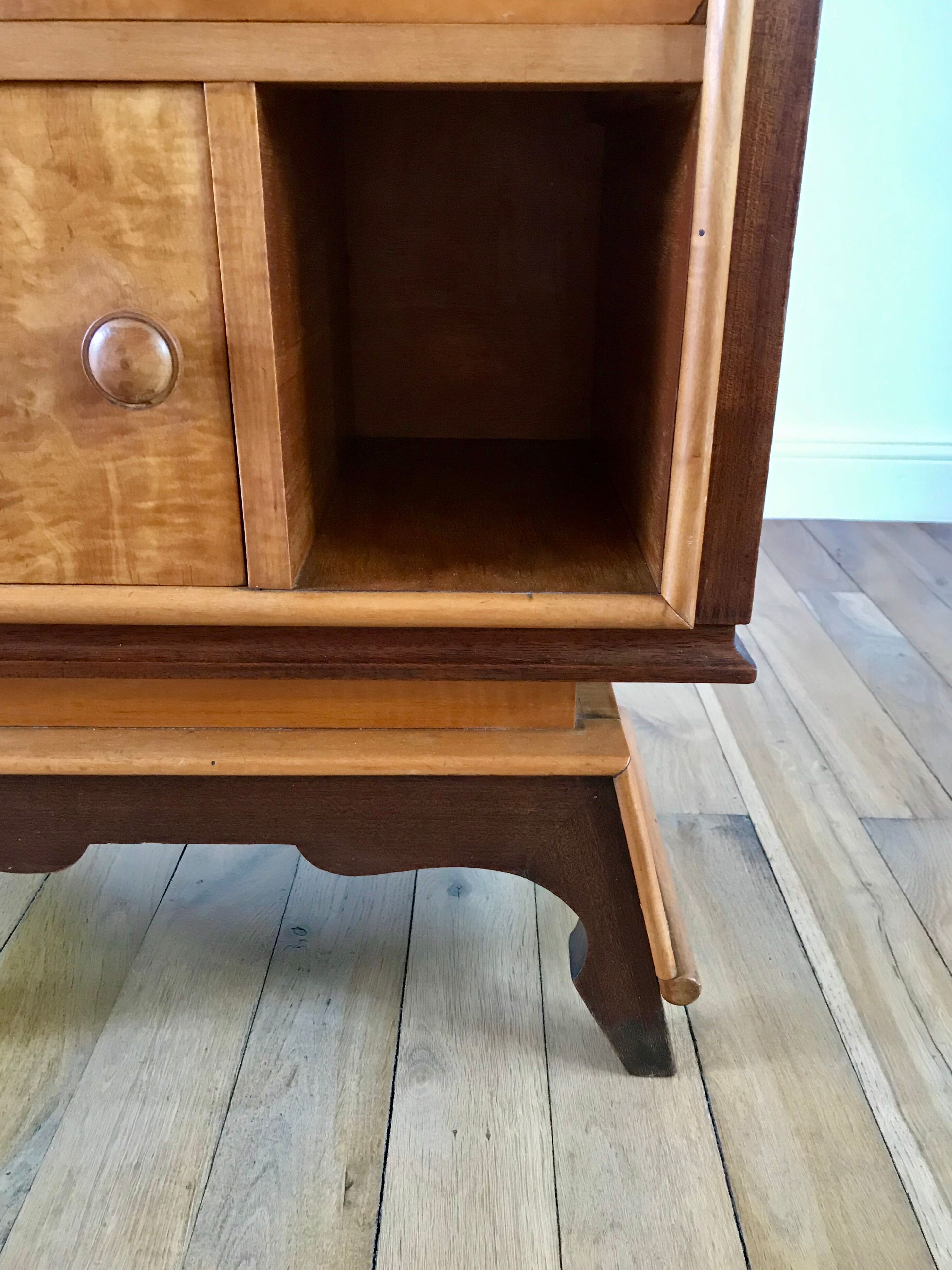 Bedside table in orm magnifying glass art deco 30s