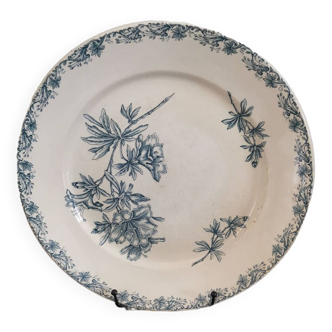 Old round ceramic dish from Sarreguemines Flore model