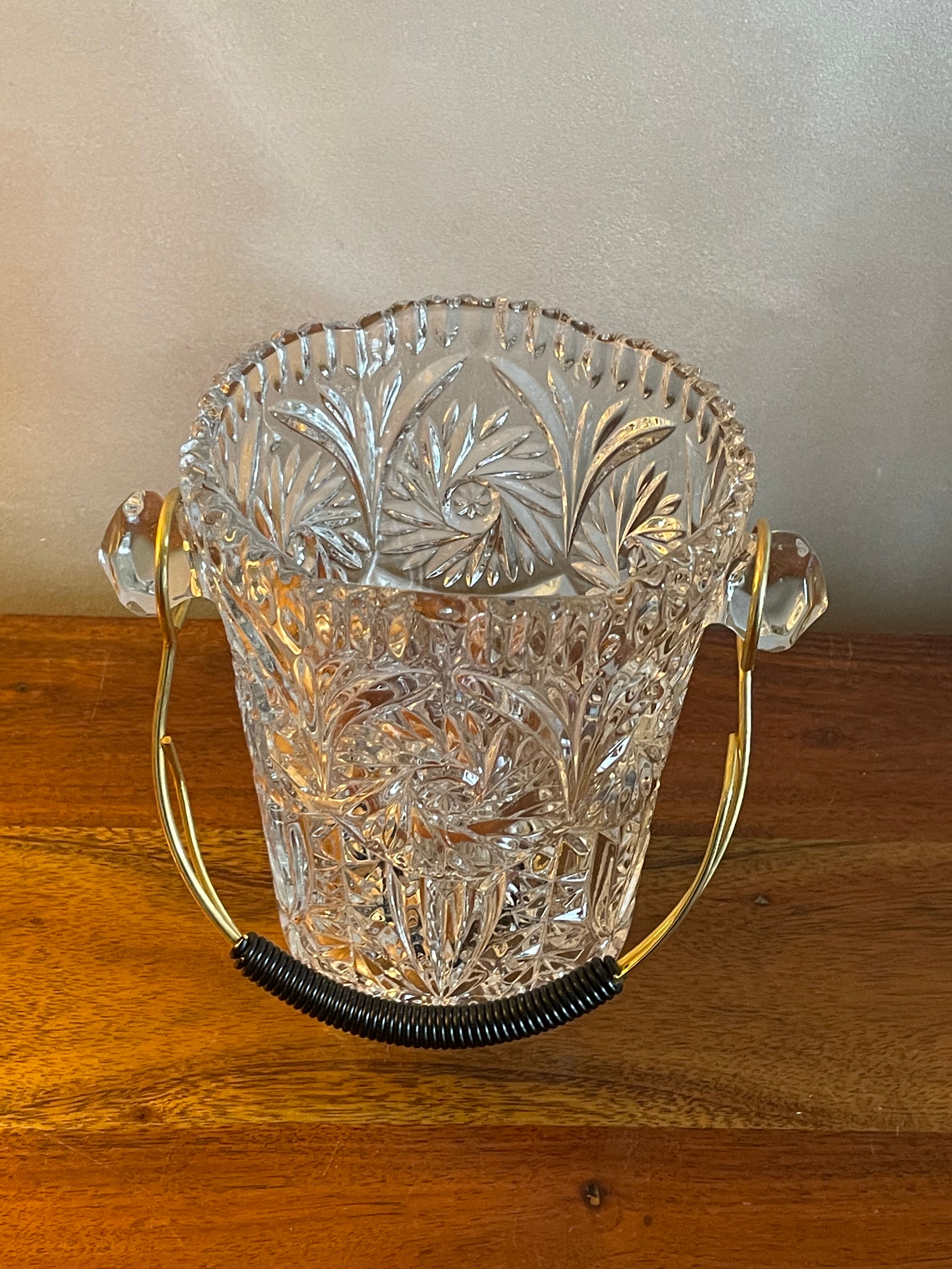 Seau à glaçons verre taillé et scoubidou