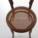 Une chaise cannée Thonet frères