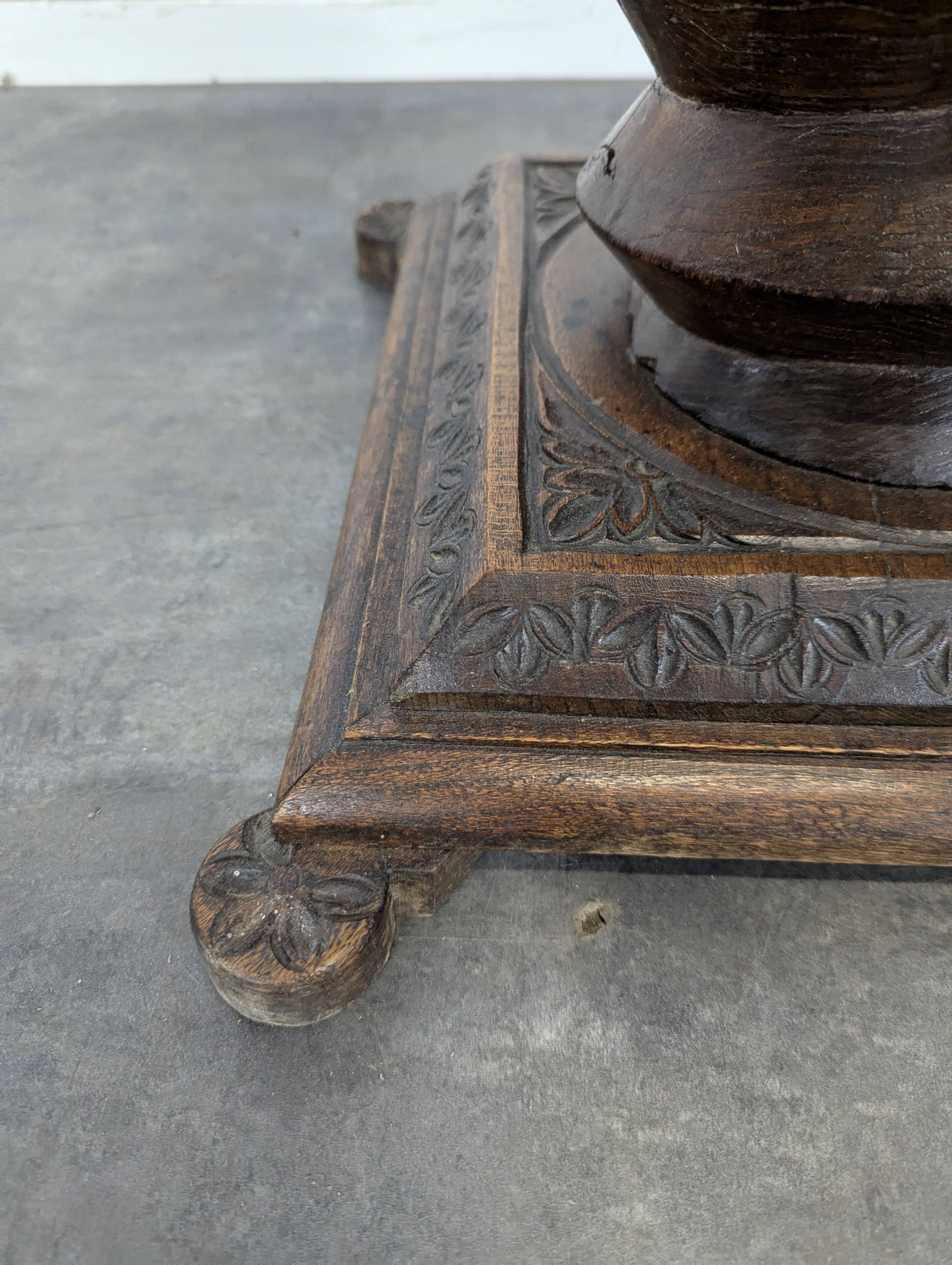 Pair of screw columns for press