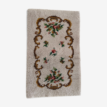 Tapis laine fleur