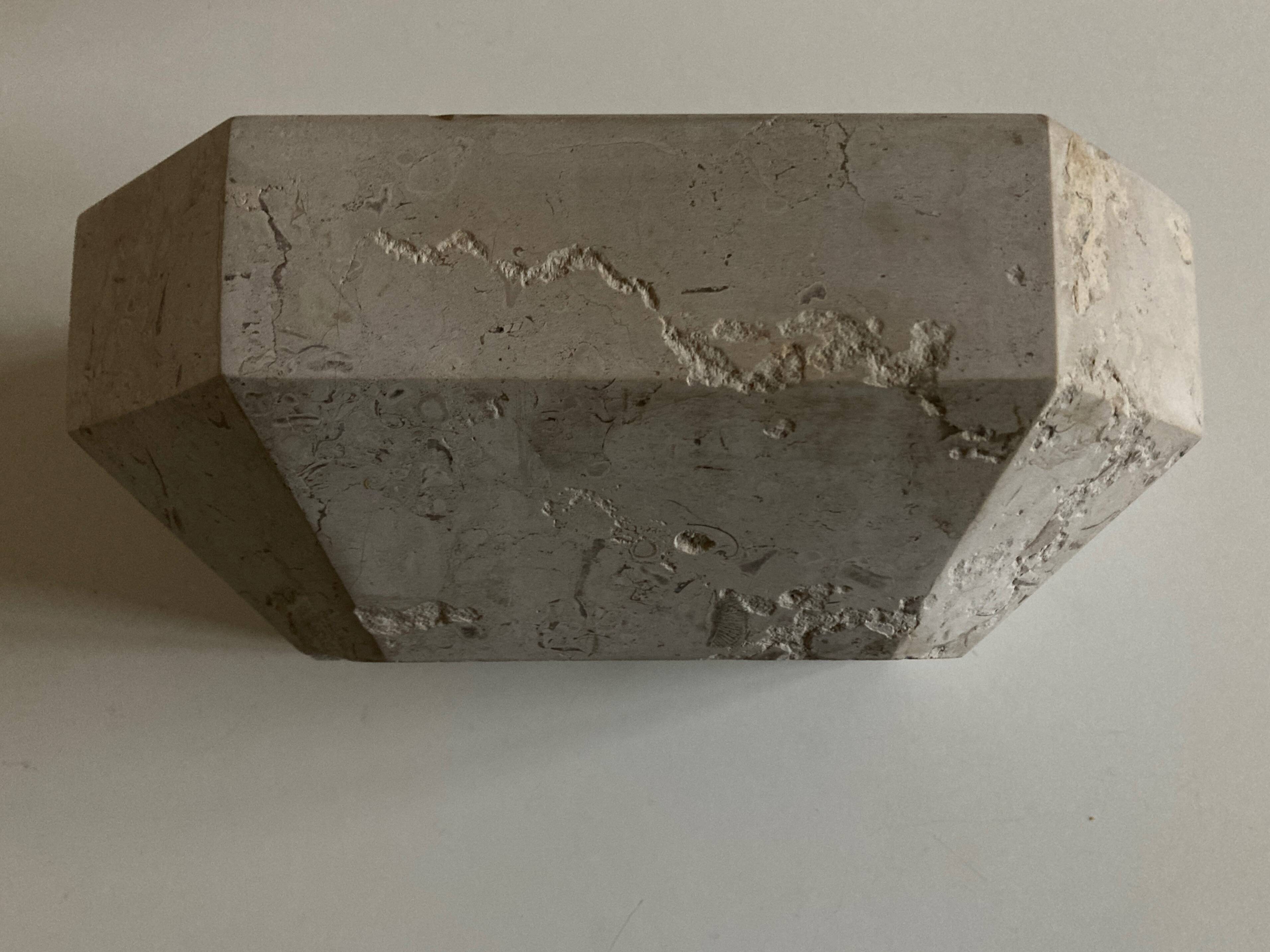 Monastery stone font XS bastide soap holder