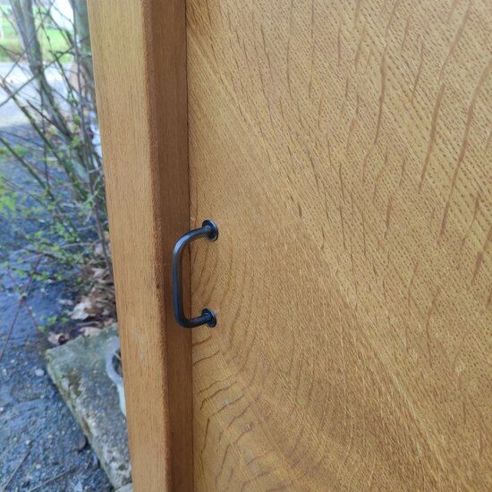 Compass foot cabinet
