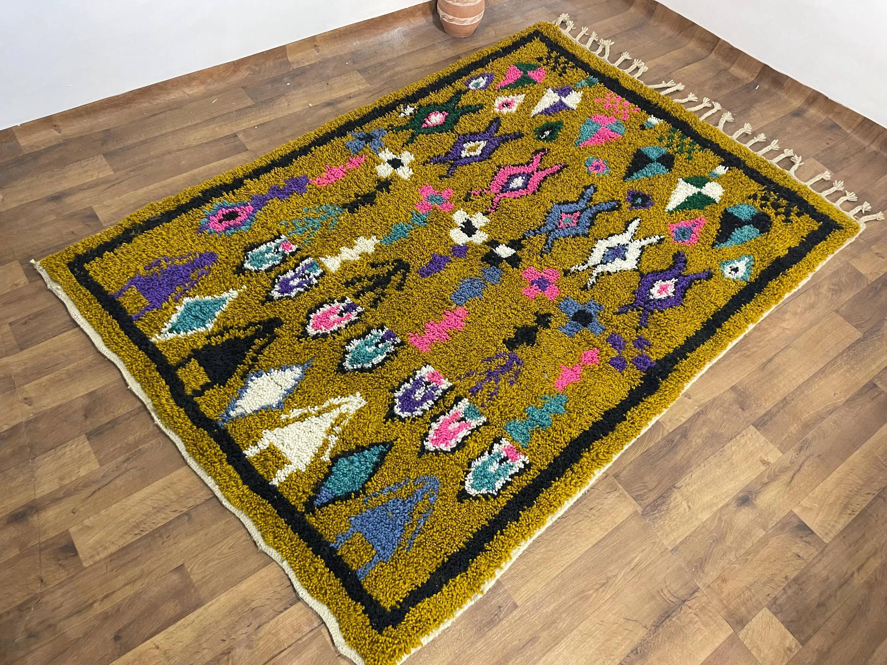 Moroccan rug in natural wool 3x2 m