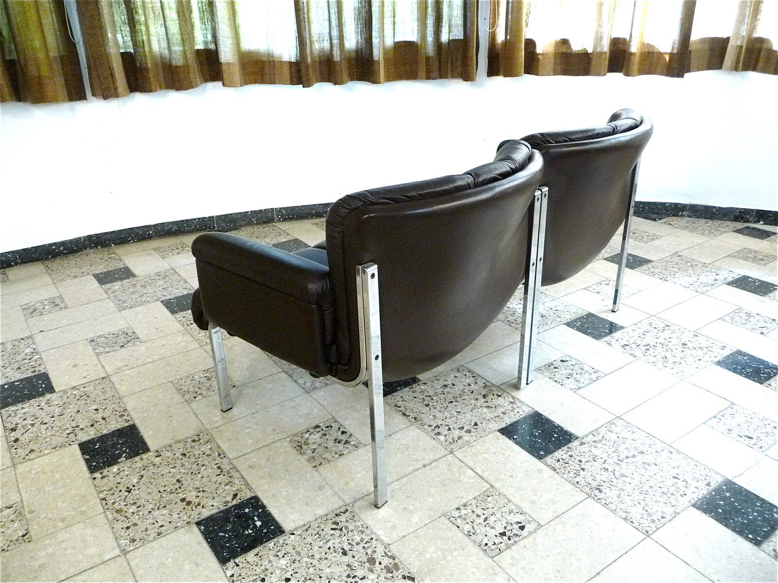 Canapé deux places 'Eurochair' marron foncé de Girsberger, Allemagne de l'Ouest, années 1970.
