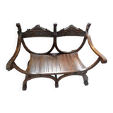 Curule bench