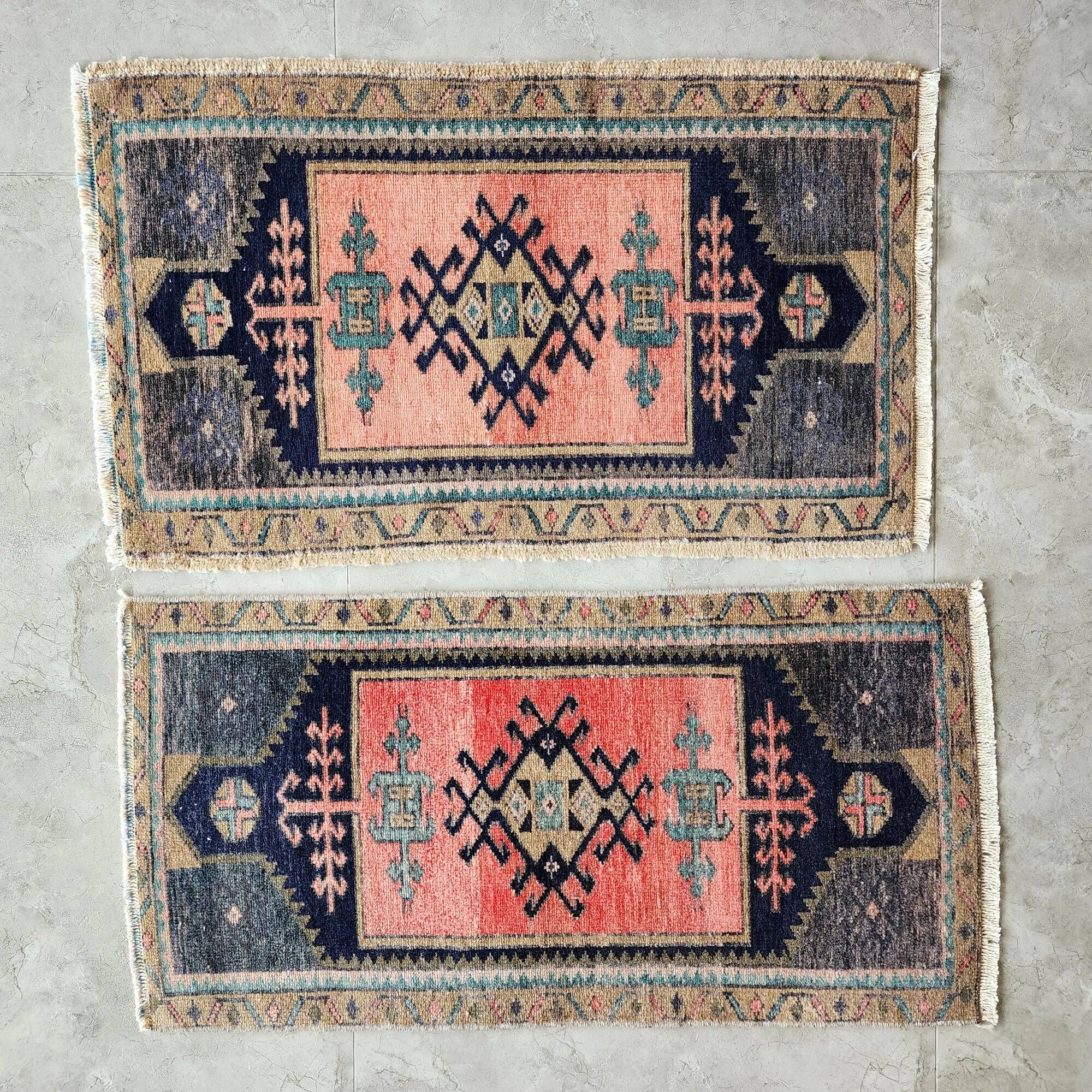 Set of 2 vintage handmade Turkish rugs 45x86 cm