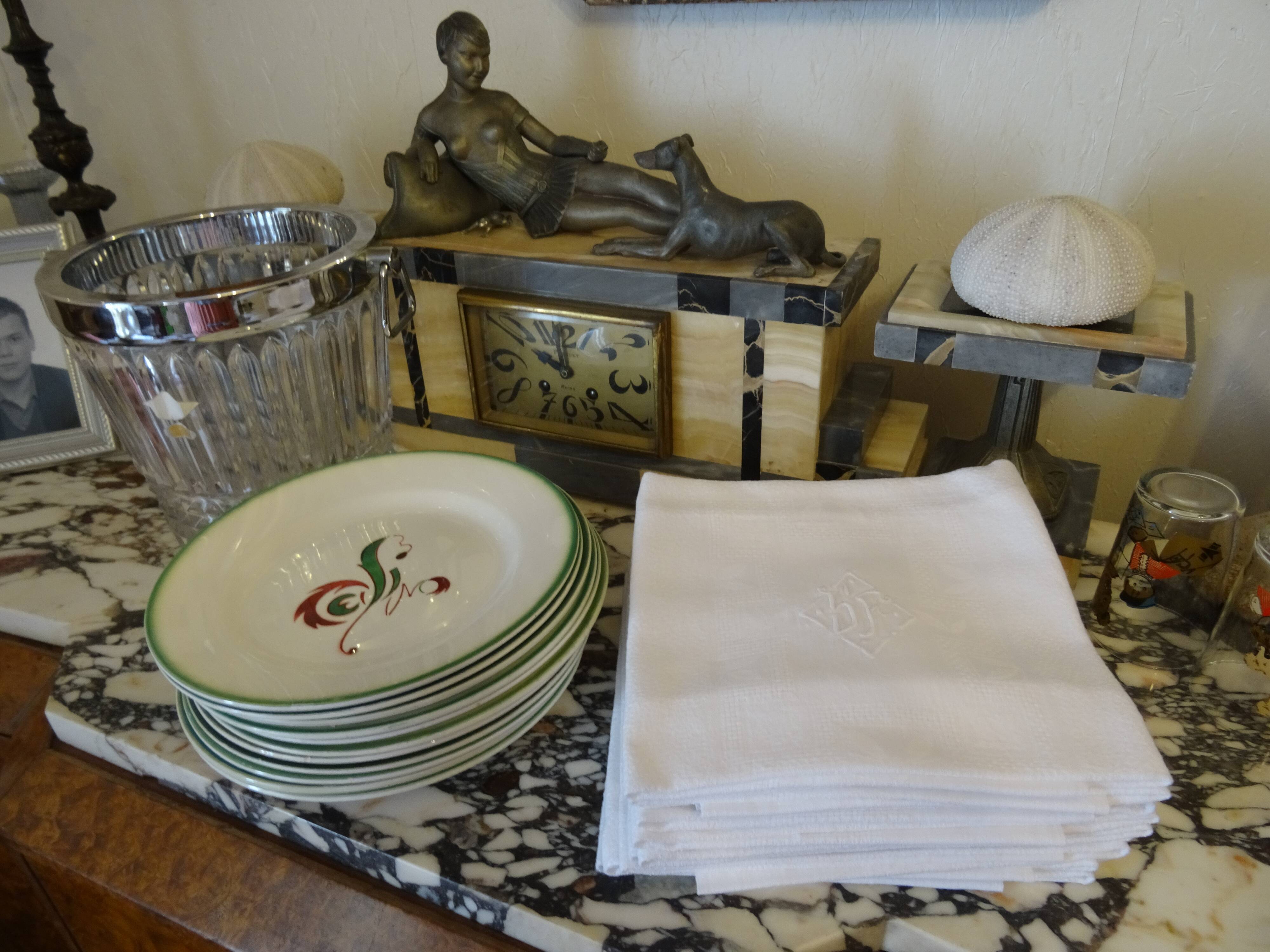 Lot of 12 SF monogrammed cotton napkins