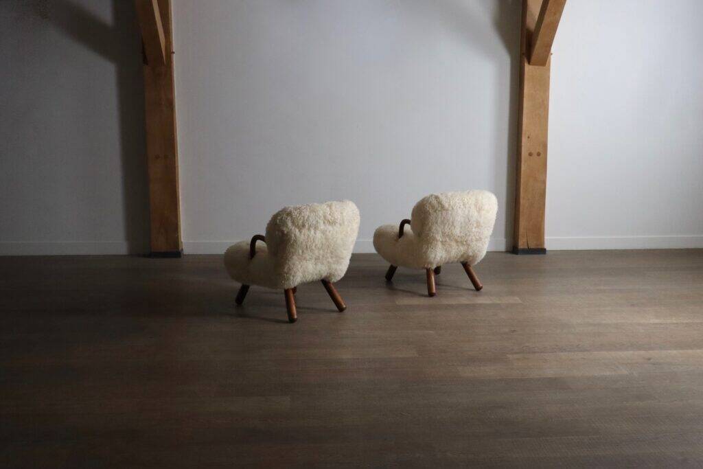Pair of early edition Clam Chairs by Arnold Madsen for Madsen & Schubell, Denmark 1944