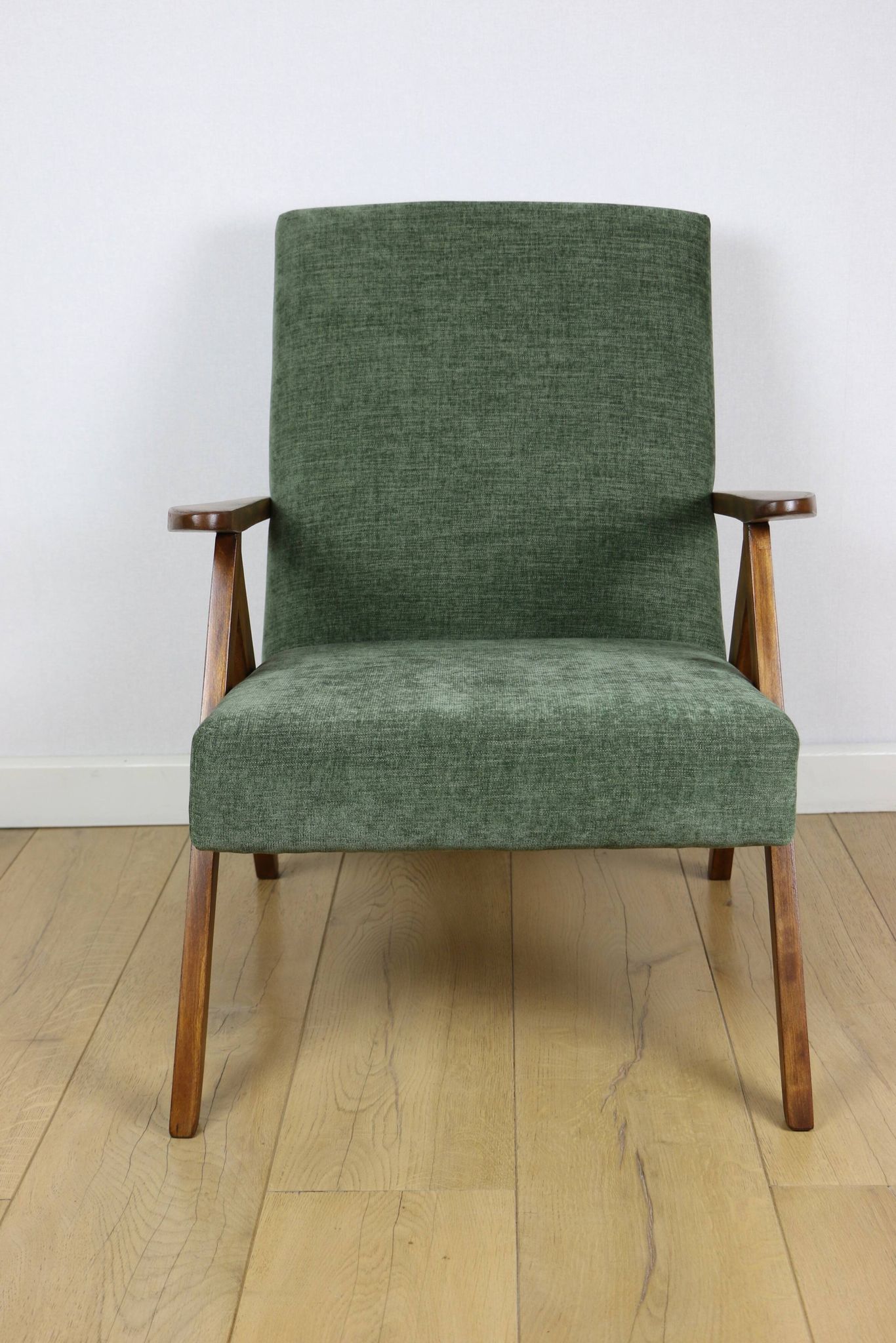 Fauteuil B-310 VAR vert olive structurel - 2 pièces disponibles