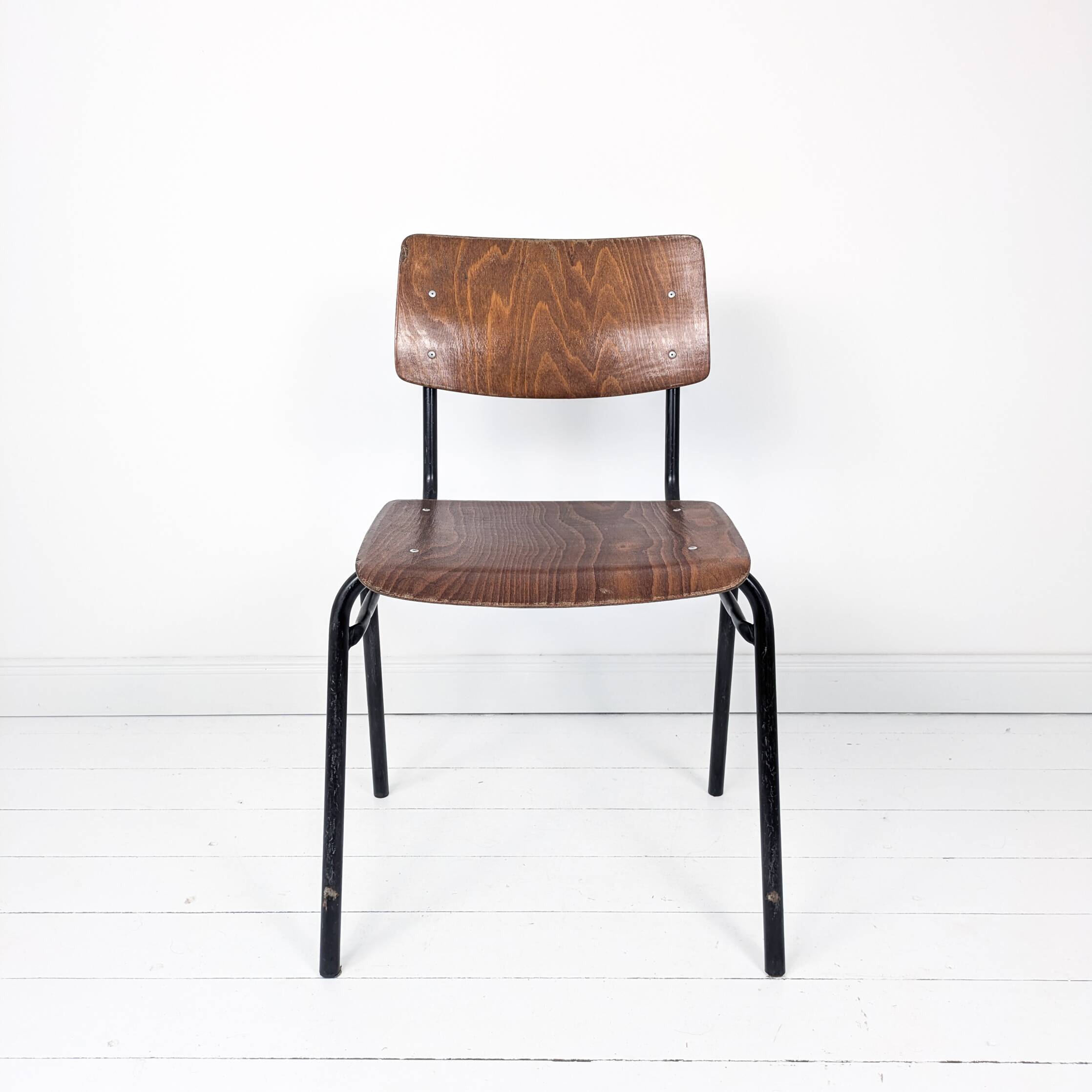 Chaise vintage Pagholz Ahrend Cirkel années 60 assise chêne piètement métal