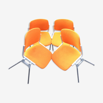 4 chairs DSC 106 by Giancarlo Piretti, Castelli