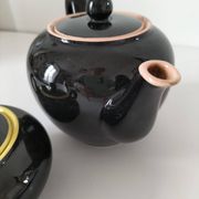 Teapot and sugar bowl Villeroy & Boch model Biarritz glossy black