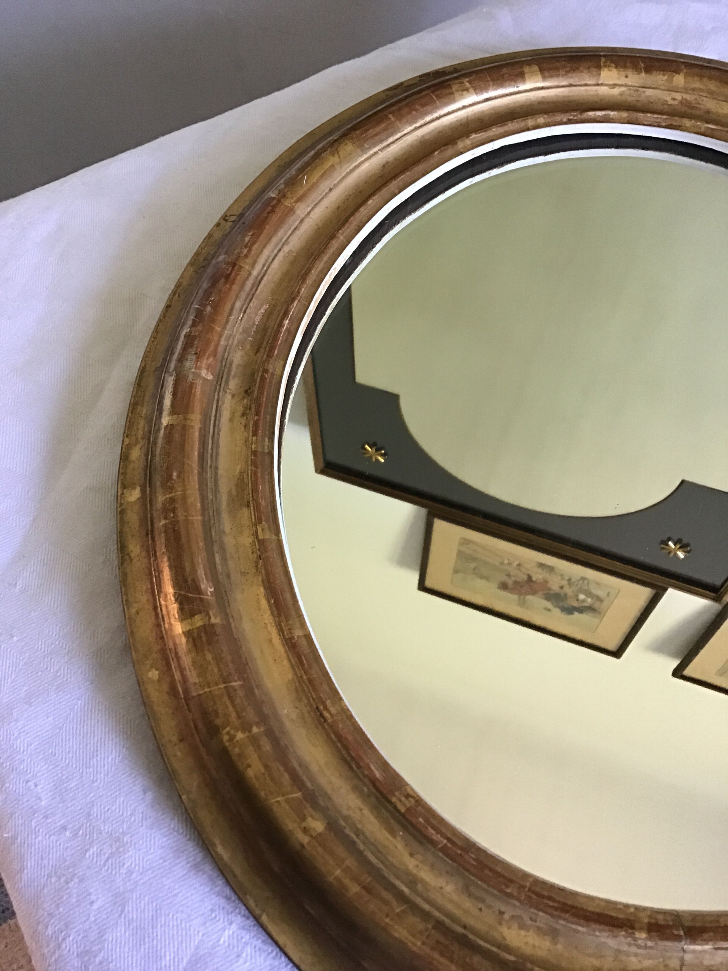 Ancient oval gold mirror 36x42cm