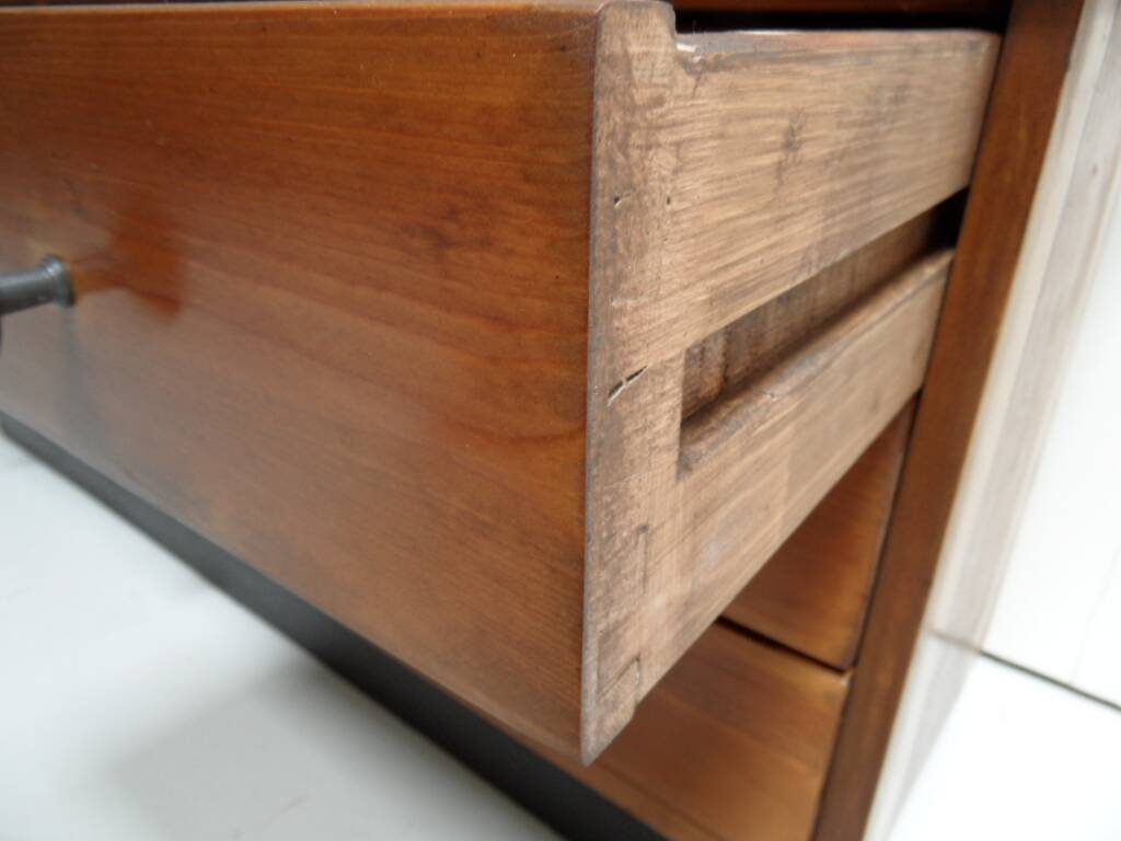 Cabinet de classement en pin vintage avec tiroirs
