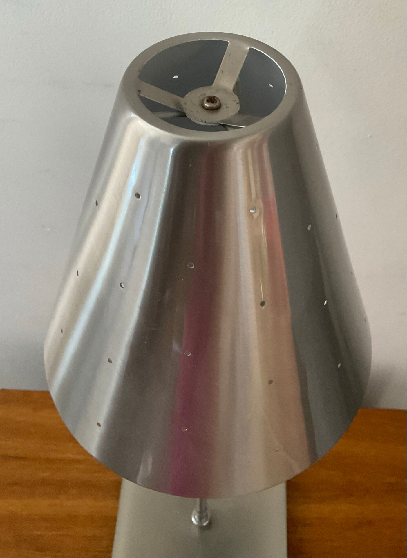 Brushed aluminium design lamp