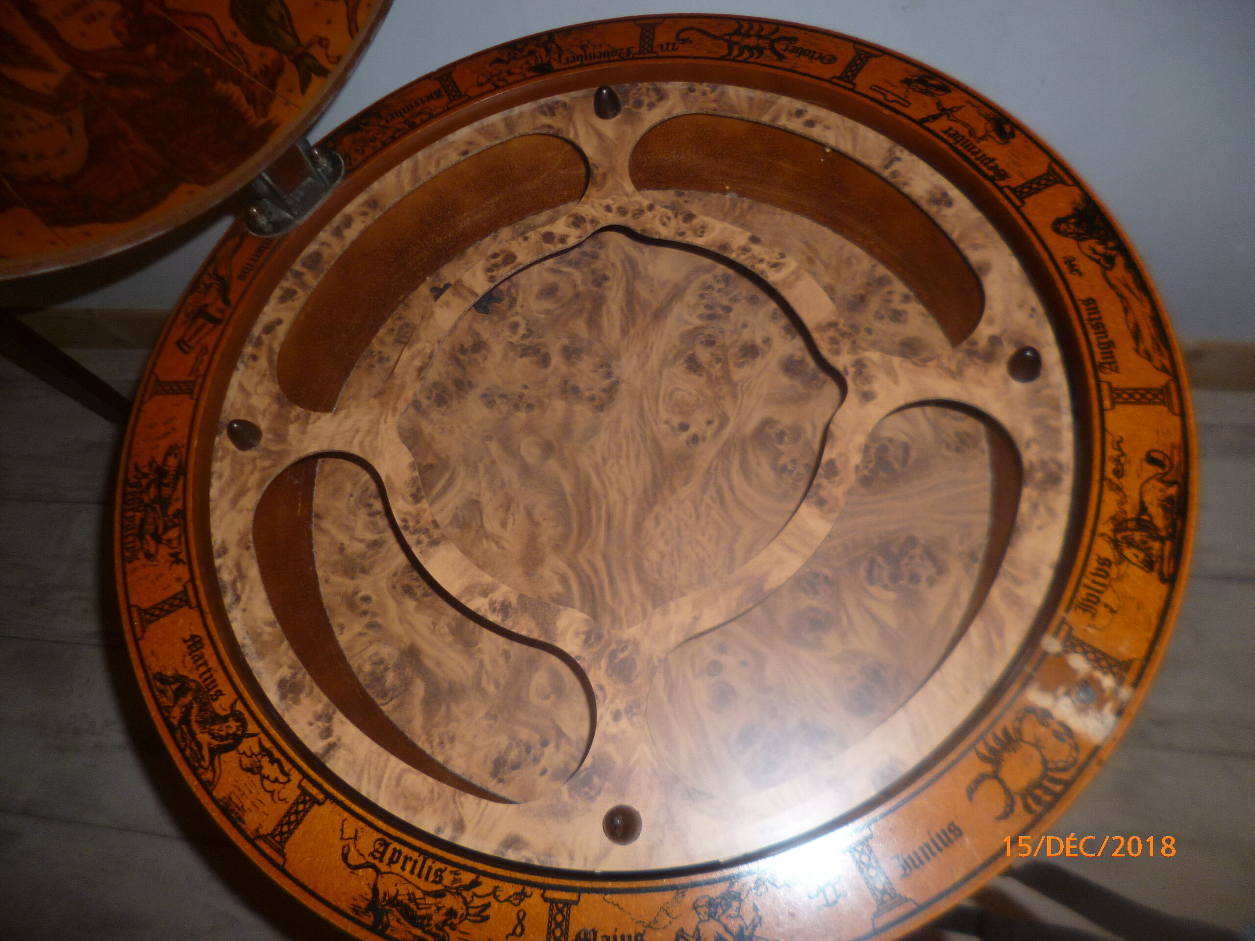 Mappemonde bar roulette globe terrestre vintage