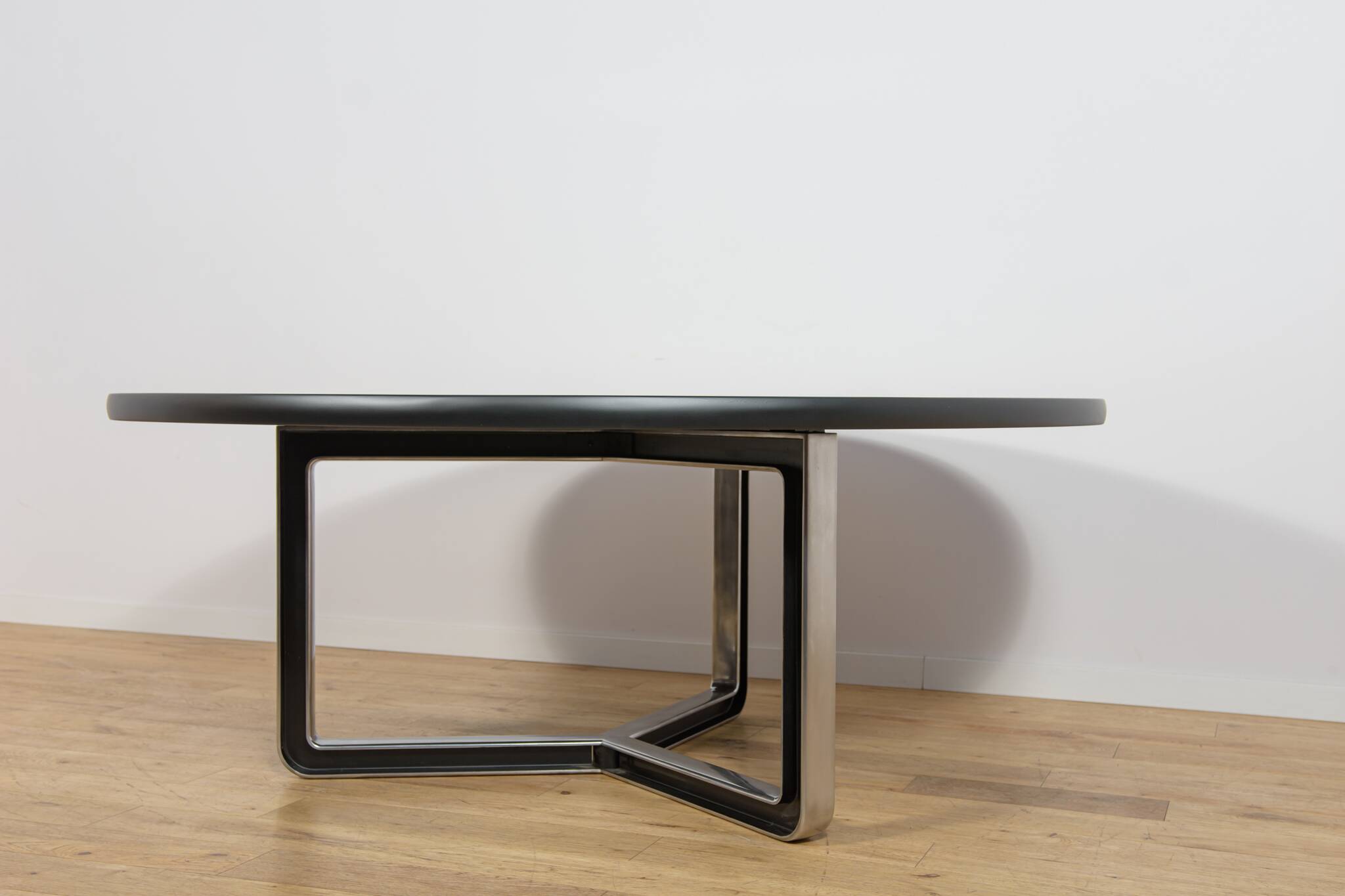 Mid-Century XXL Round Conference Table from Tecno, Italy, 1970s
