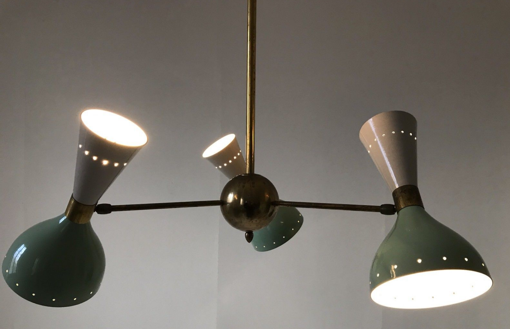 Chandelier in the style of Italian creations of the 50s