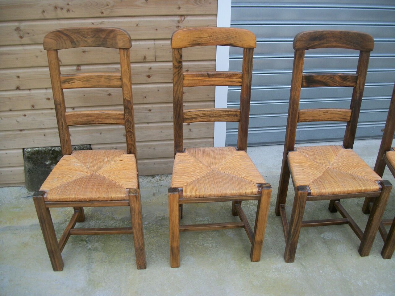 Series of 6 mulched chairs
