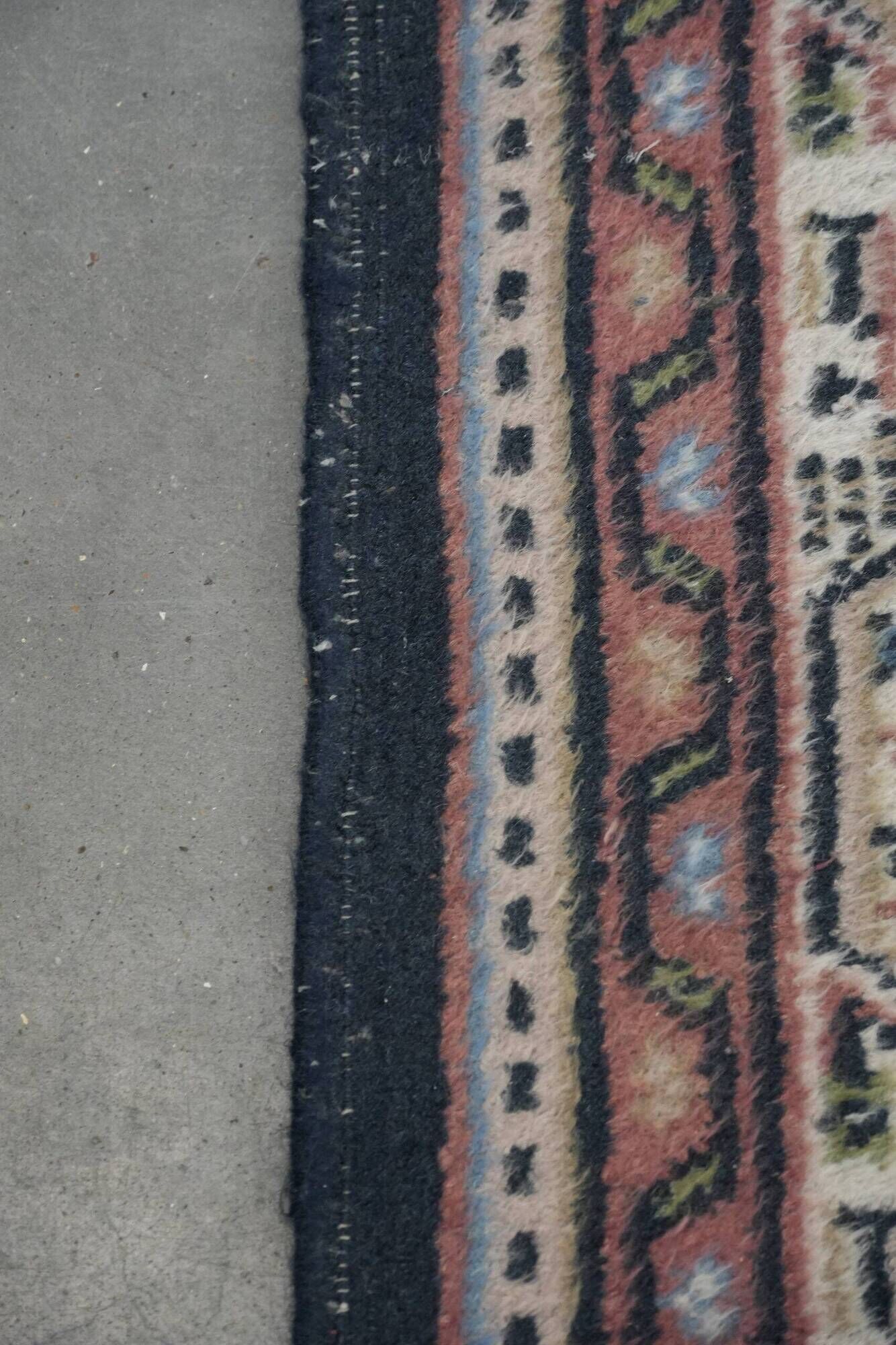 Beautiful vintage oriental rug with mainly blue colours 195x147cm