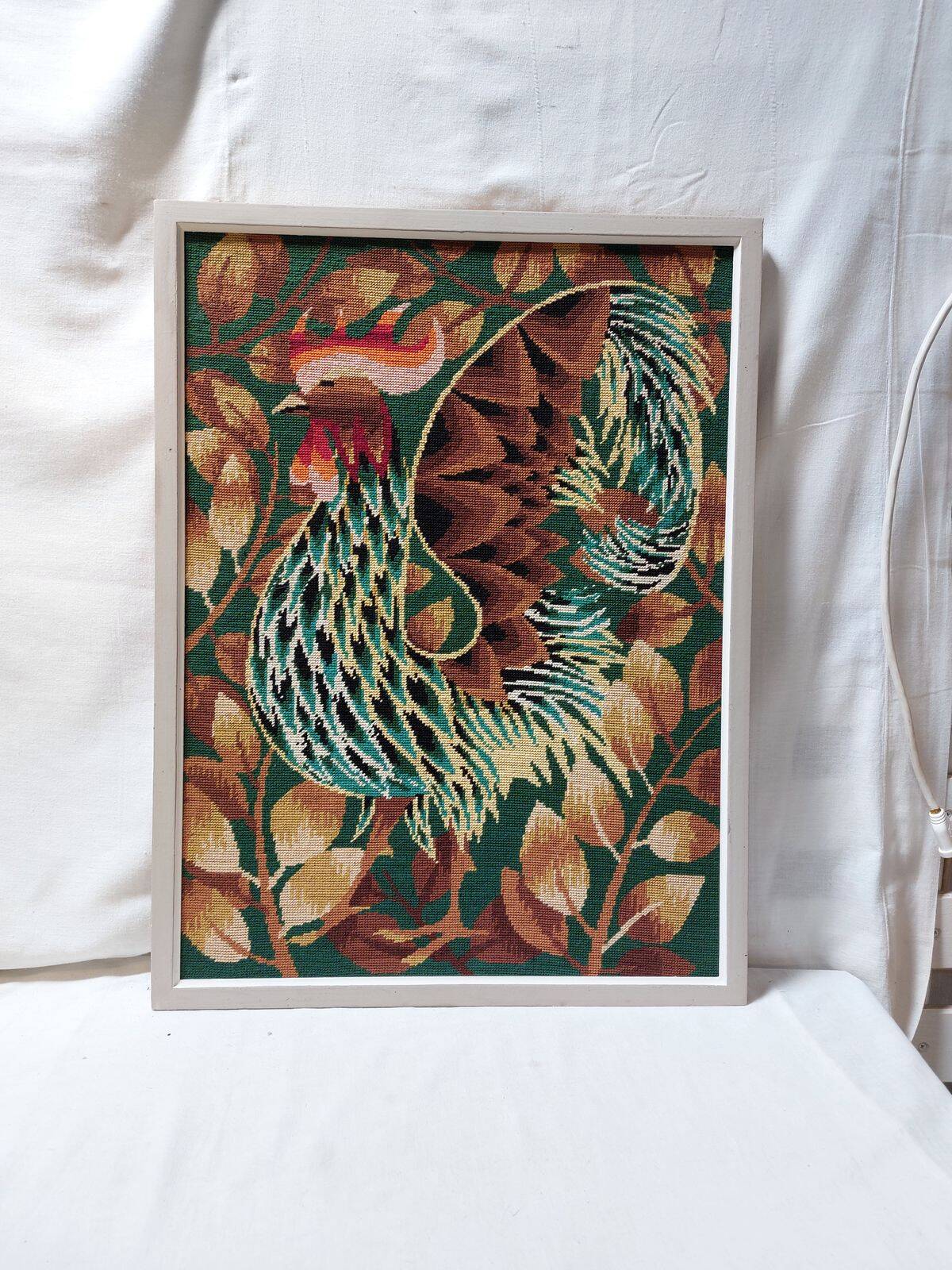 Wall tapestry - Framed vintage 70s canvas - Long-feathered rooster