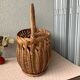 Panier en osier vintage