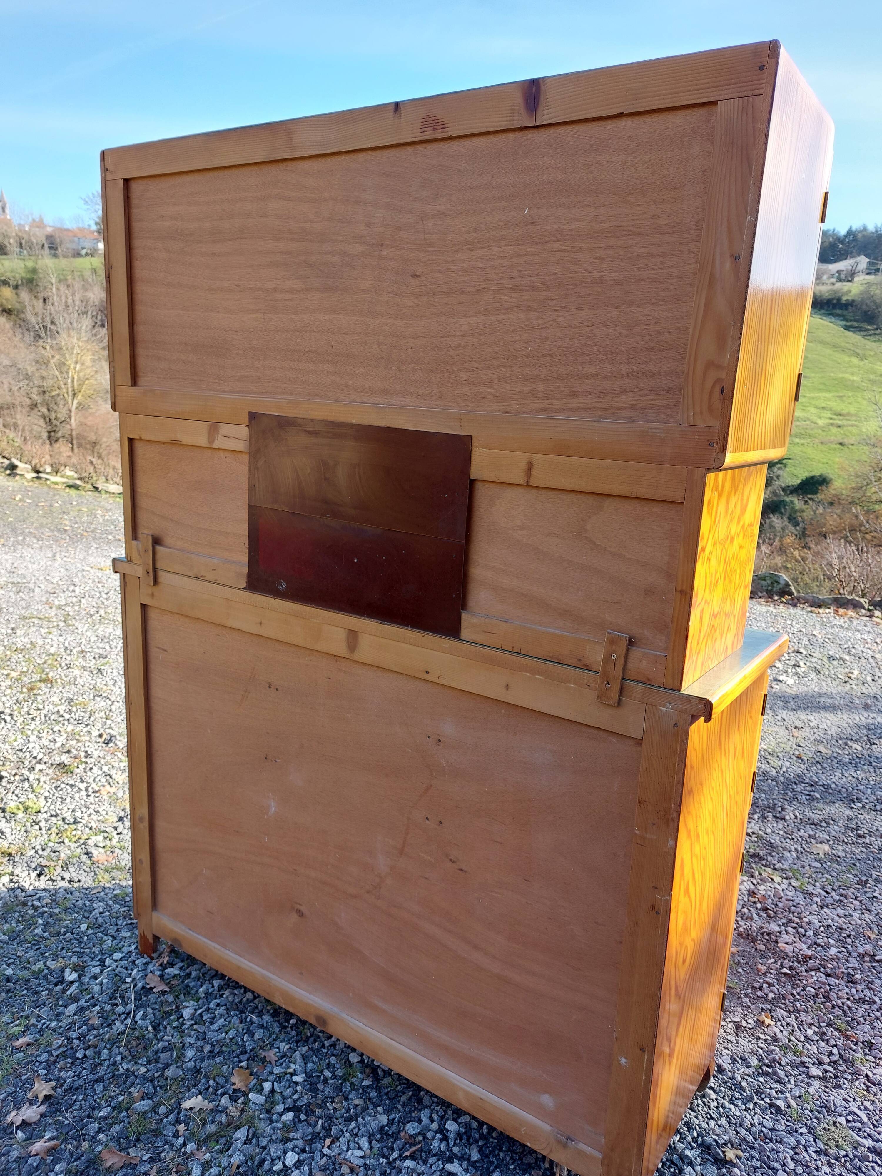 Whole Mado buffet, golden honey color