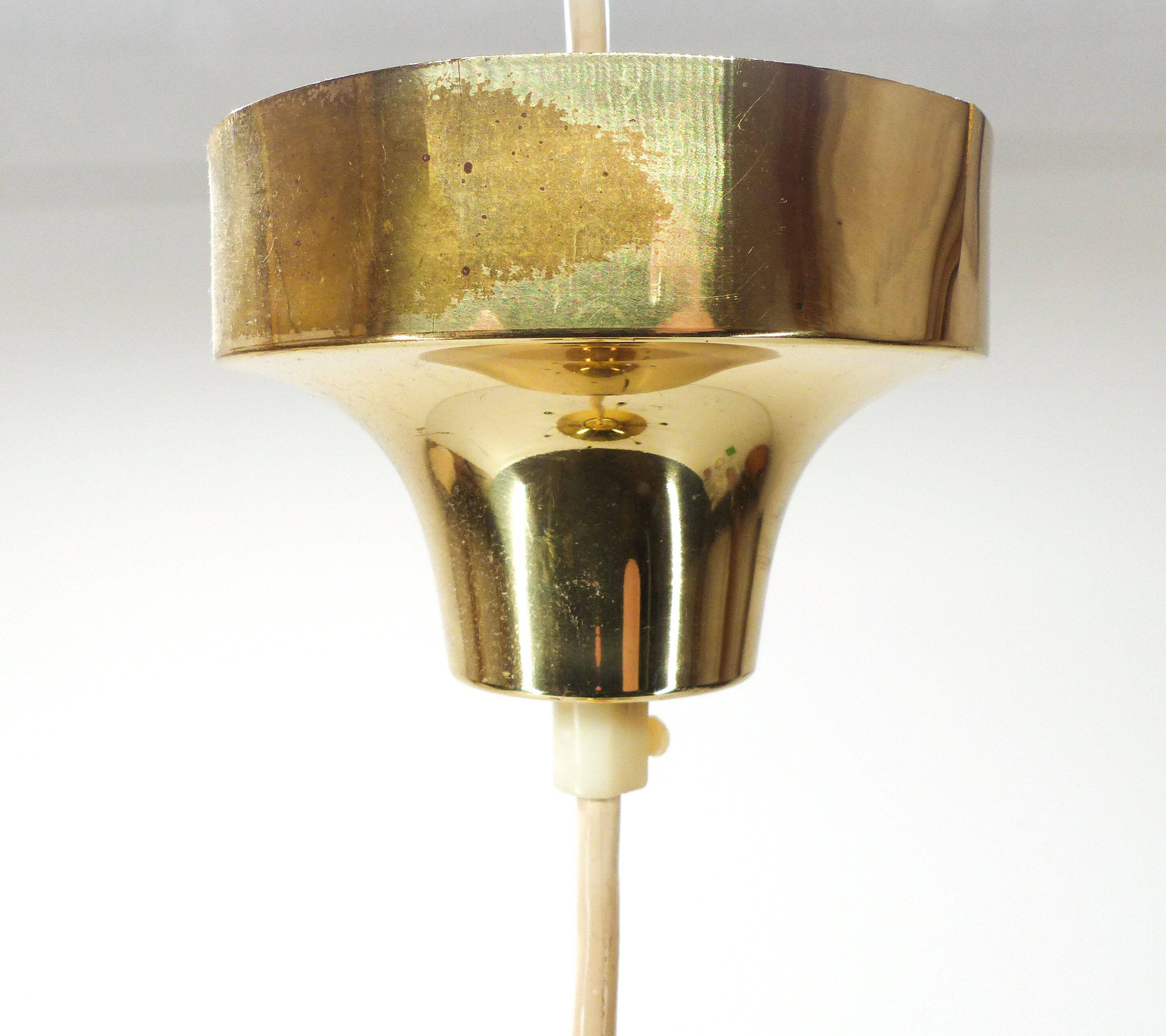 Suspension scandinave en laiton doré Carl Fagerhult Suède 1970