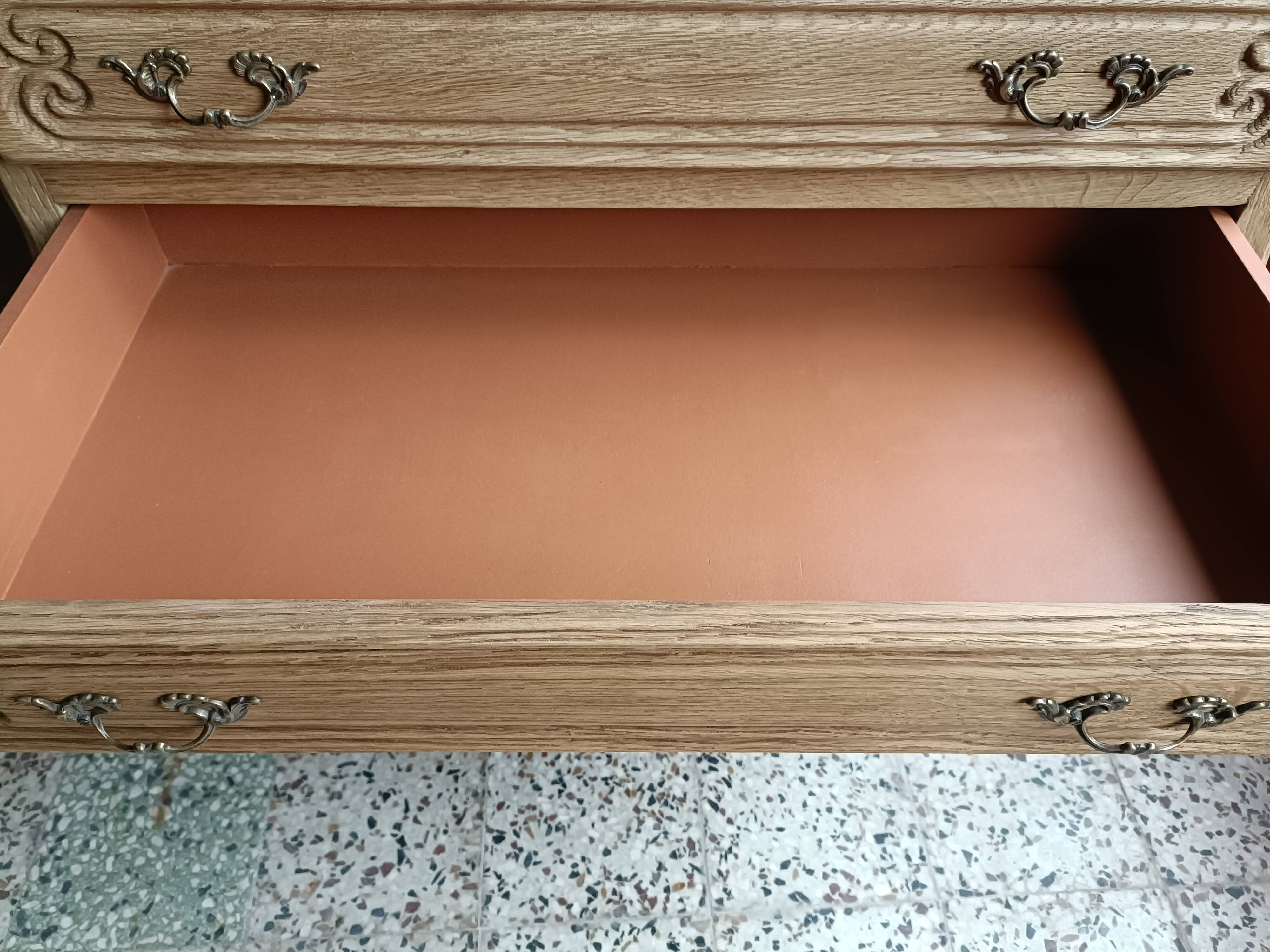 Renovated secretary