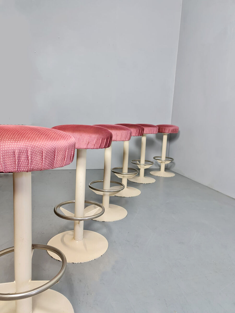 Midcentury design industrial barstools 'perfect pink'