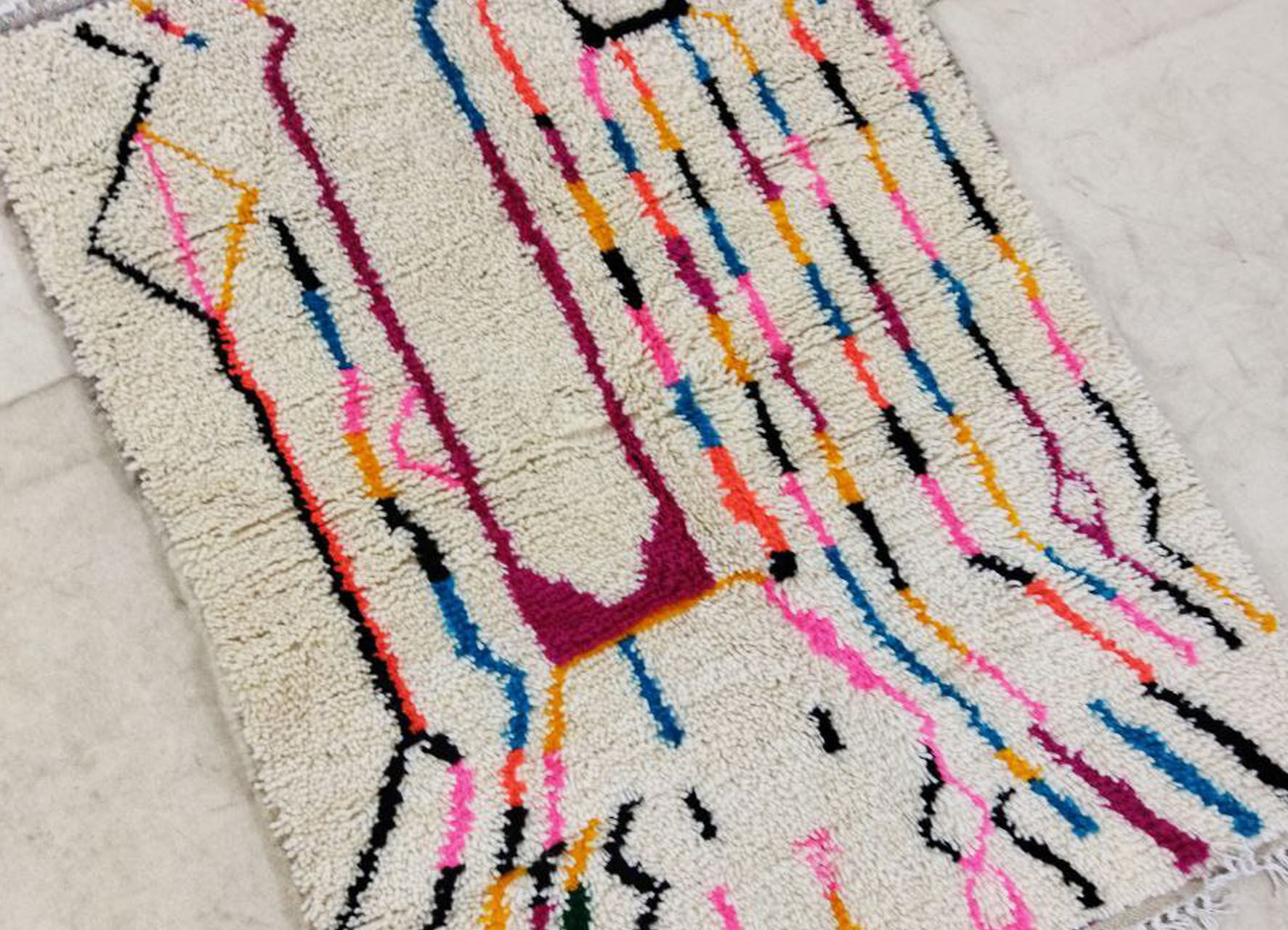 Moroccan carpet 136x102cm