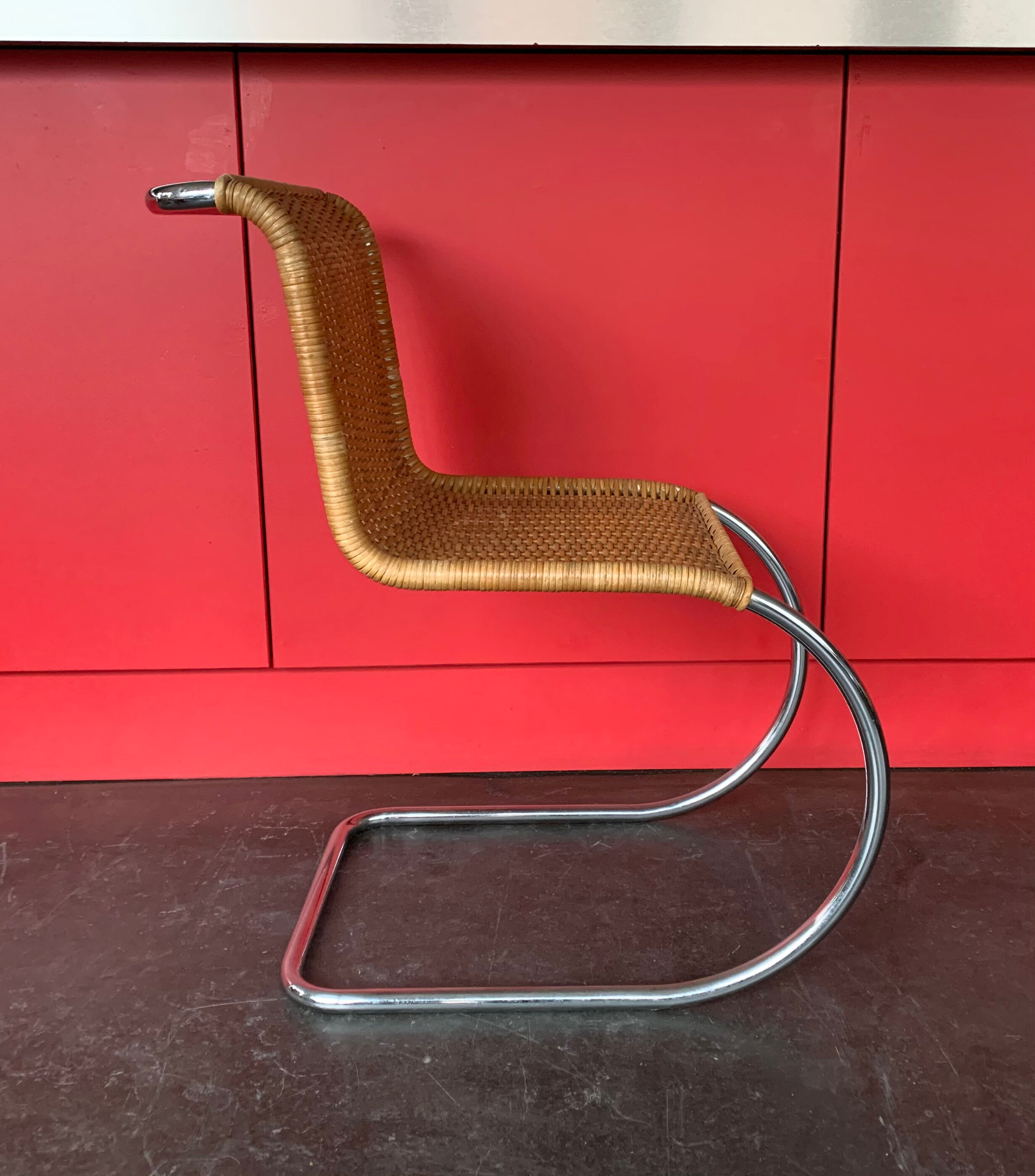 MR10 chair, Mies Van Der Rohe