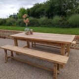 Table et bancs de ferme