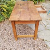 Farm table
