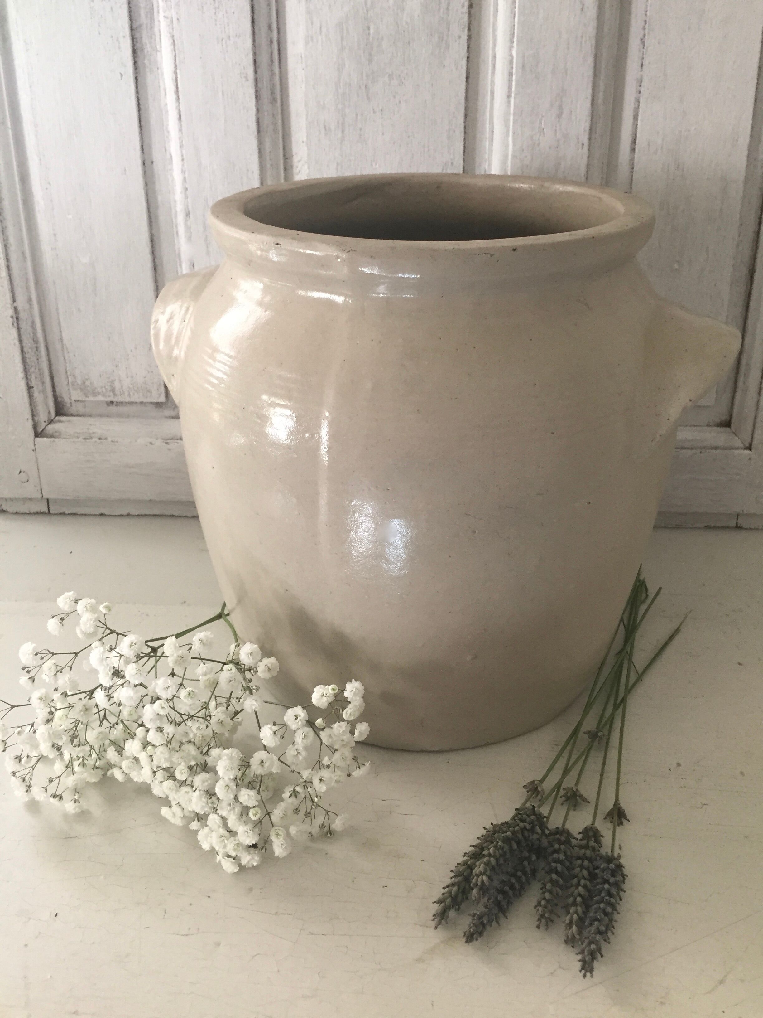 Sandstone pot
