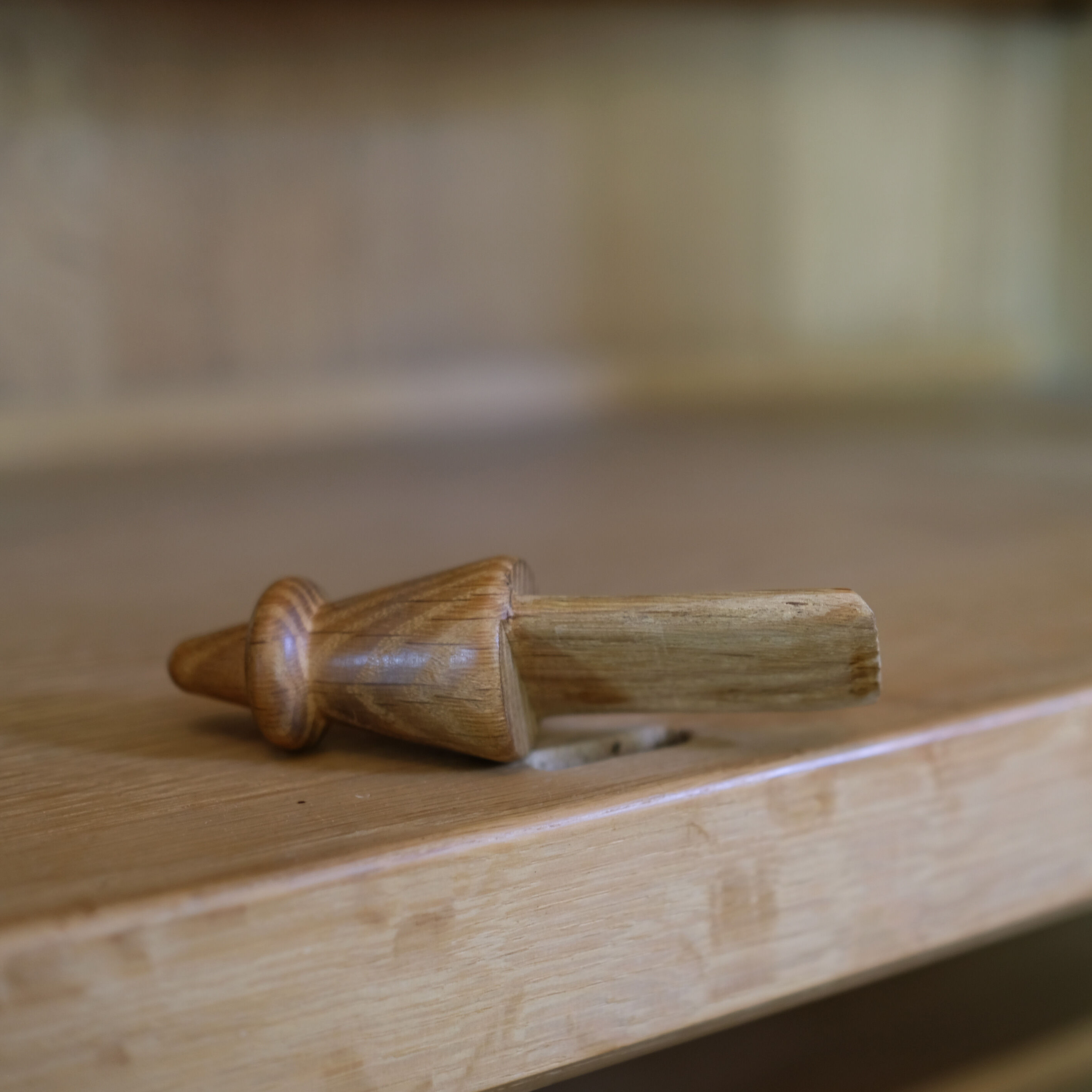 Guillerme and Chambron for your House, bahut Gemini forming secretary