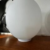 Deux lampes œuf verre opalin