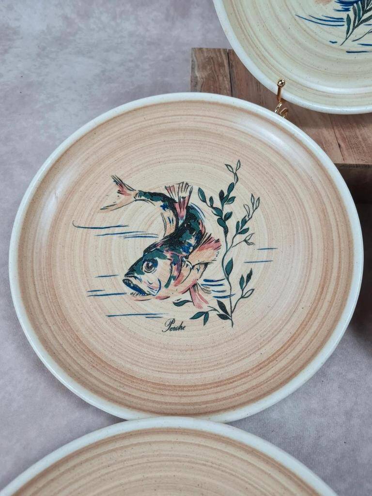 Set of 5 vintage Granville plates, fish design.