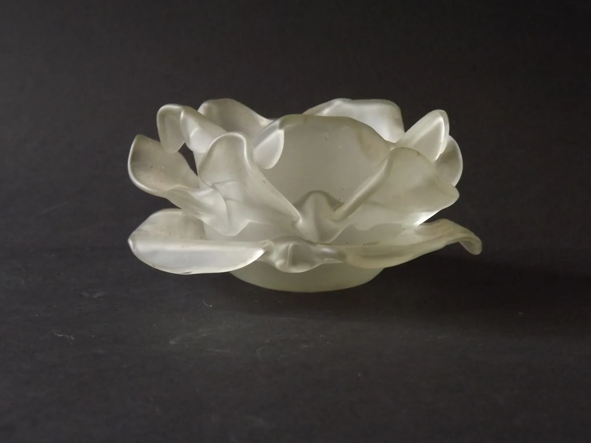 Vintage French Art Deco Frosted Satin Glass Rose Petal Flower Lamp Shade