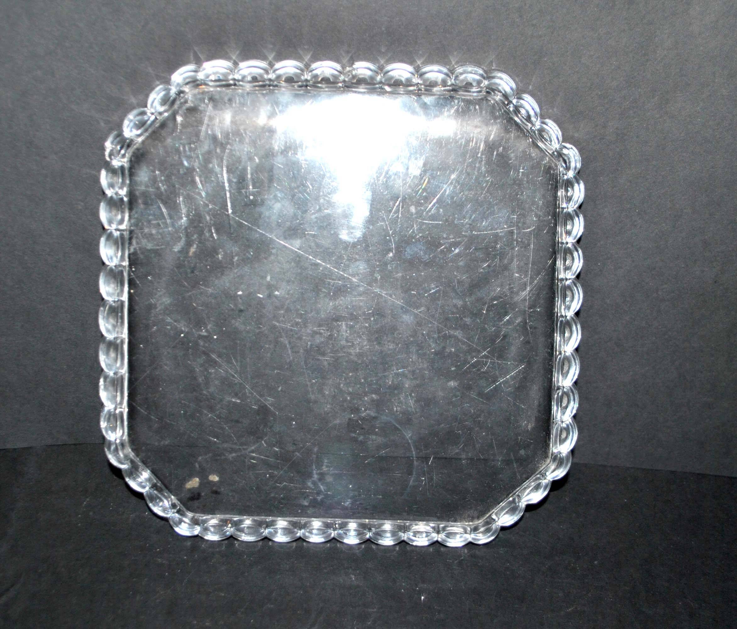 Old square tray in molded glass - liquor or fruit service 21.5cm