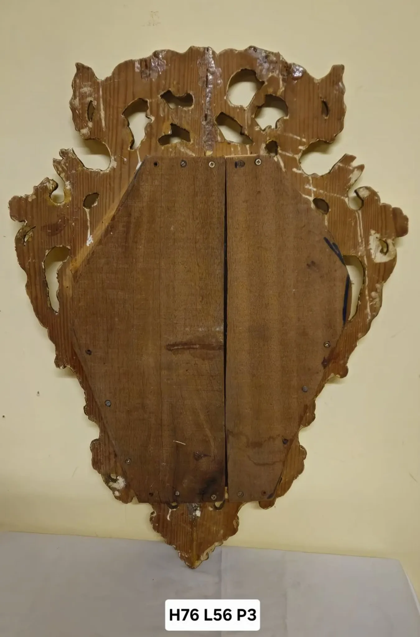 Antique mirror in carved and gilded wood – Rococo / Louis XV style