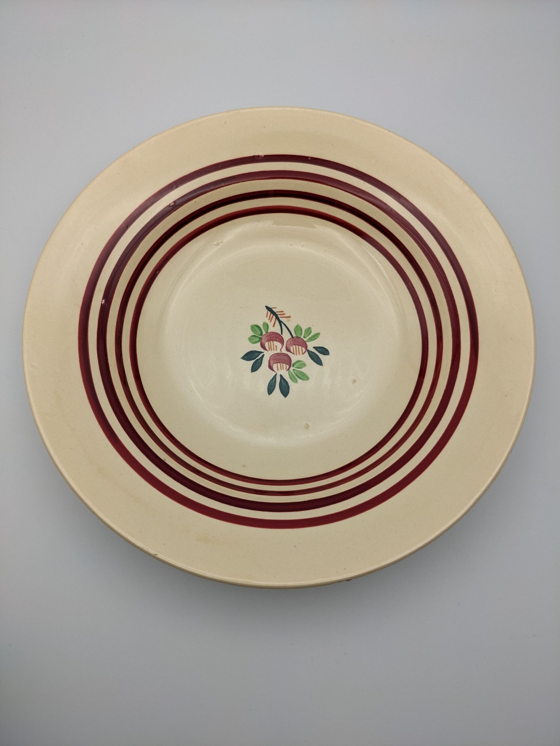 Lot of 6 hollow plates gien france beige color red border flower decoration