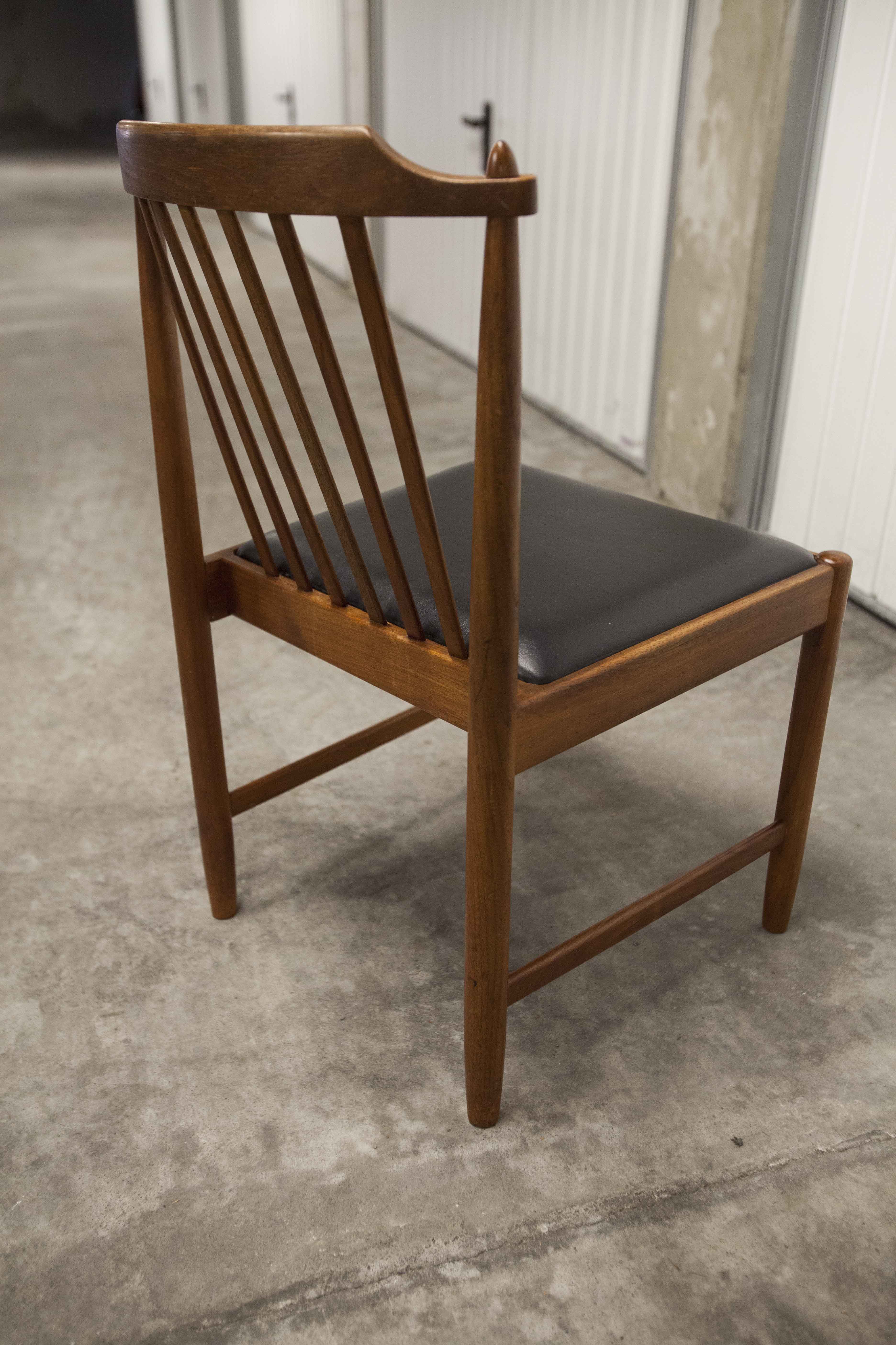 Chaise scandinave 1960 en teck et skaï