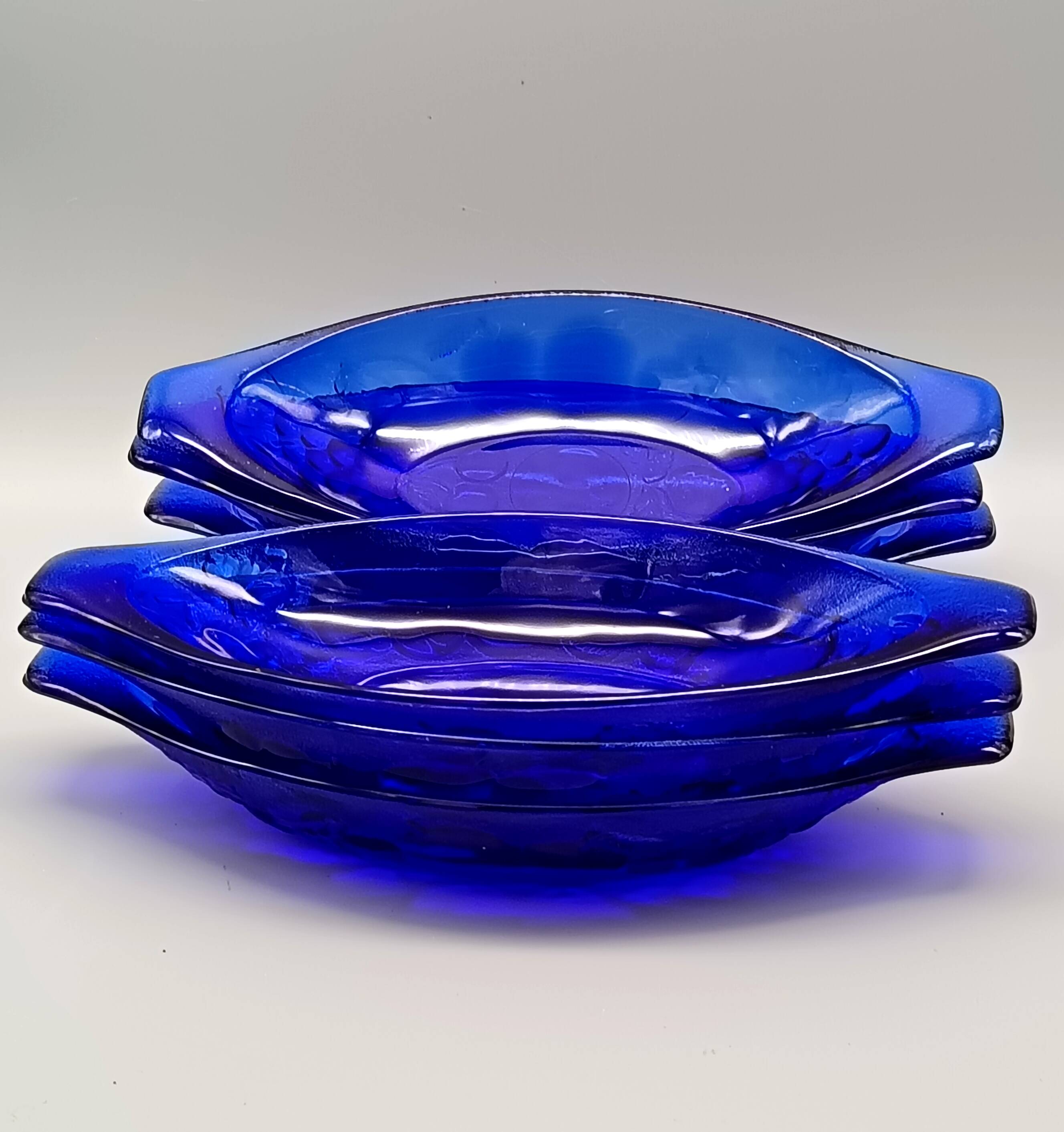 6 vintage LUMINARC France cobalt blue ice cream cups, "gourmet" model