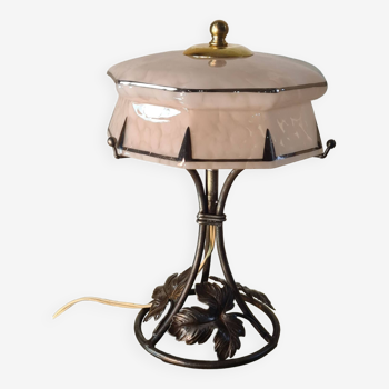 Wrought iron lamp brandt style, muller art deco with pink clichy glass lampshade and gilding 27x21