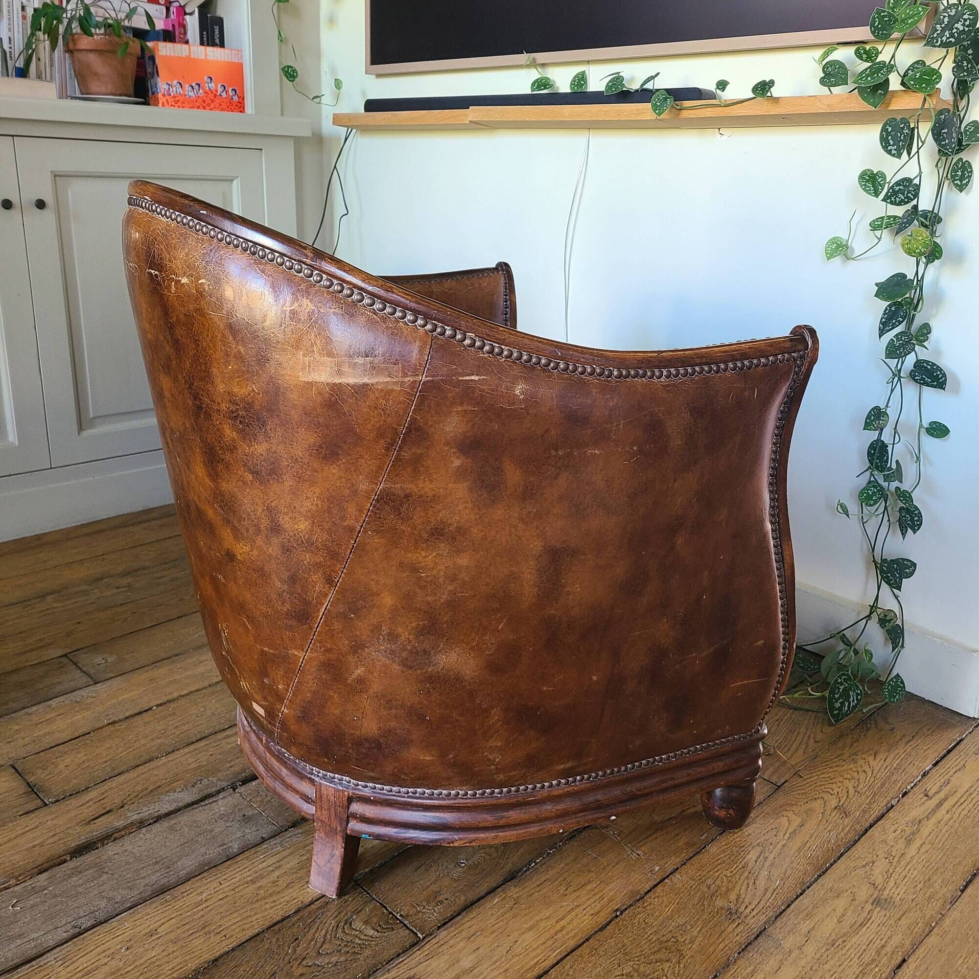 Leather club chair