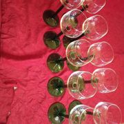 10 verres à vin blanc